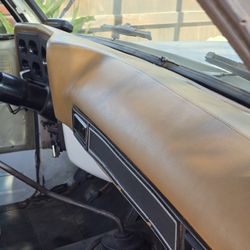 C30 Flatbed Custom Deluxe.