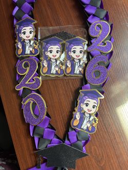 Graduation toppers