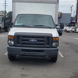 2014 Ford Box truck E-350 16ft