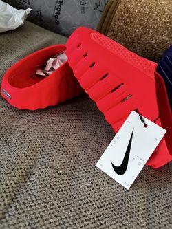 Nike Mind slippers