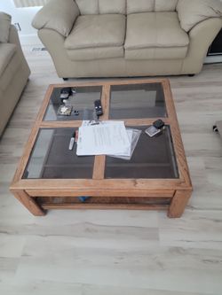 Set of coffee tables