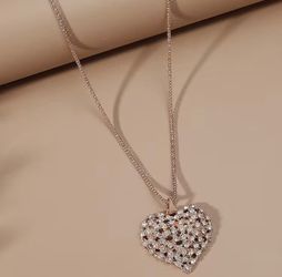 ✨FASHION JEWELRY ✨SPARKLING ✨ROSE GOLD HEART & 29 inch chain - ELECTROPLATED