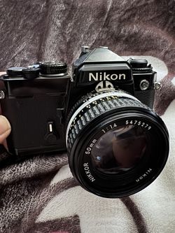 Nikon FE (Japan) With Extra Spectrum 7 Lens