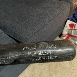 Louisville slugger baseball bat