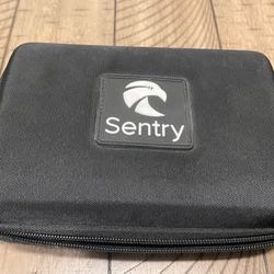 Sentry ADS-B Receiver by ForeFlight