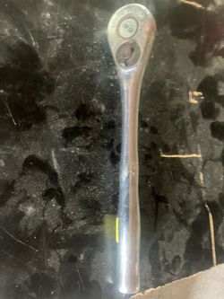 Half inch drive ratchet