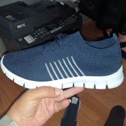 2 pairs size 10 womens sneakers