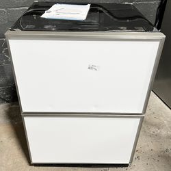 NEW Monogram 24” Built-In Compact Refrigerator 5cu.ft. Custom Panel Ready 