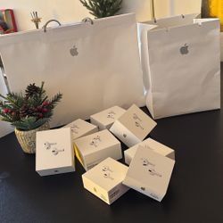 AirPods Pro 3 And AirPos 4 With Active Noise Cancellation