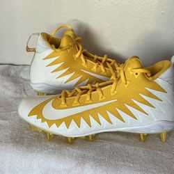 Nike Alpha Menace football cleats in white and yellow – men’s size 10.