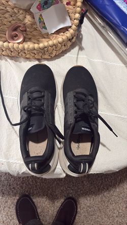 Size 8 adidas shoes
