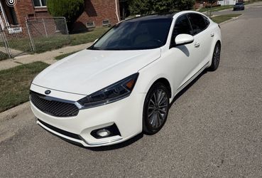 2017 KIA CADENZA PREMIUM 120,000