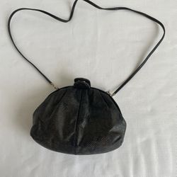 Judith Lieber Snakeskin Clutch Bag with Detachable Strap 1980s. Black/Gold.