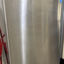 Magic Chef Full Size Fridge Stainless Steel