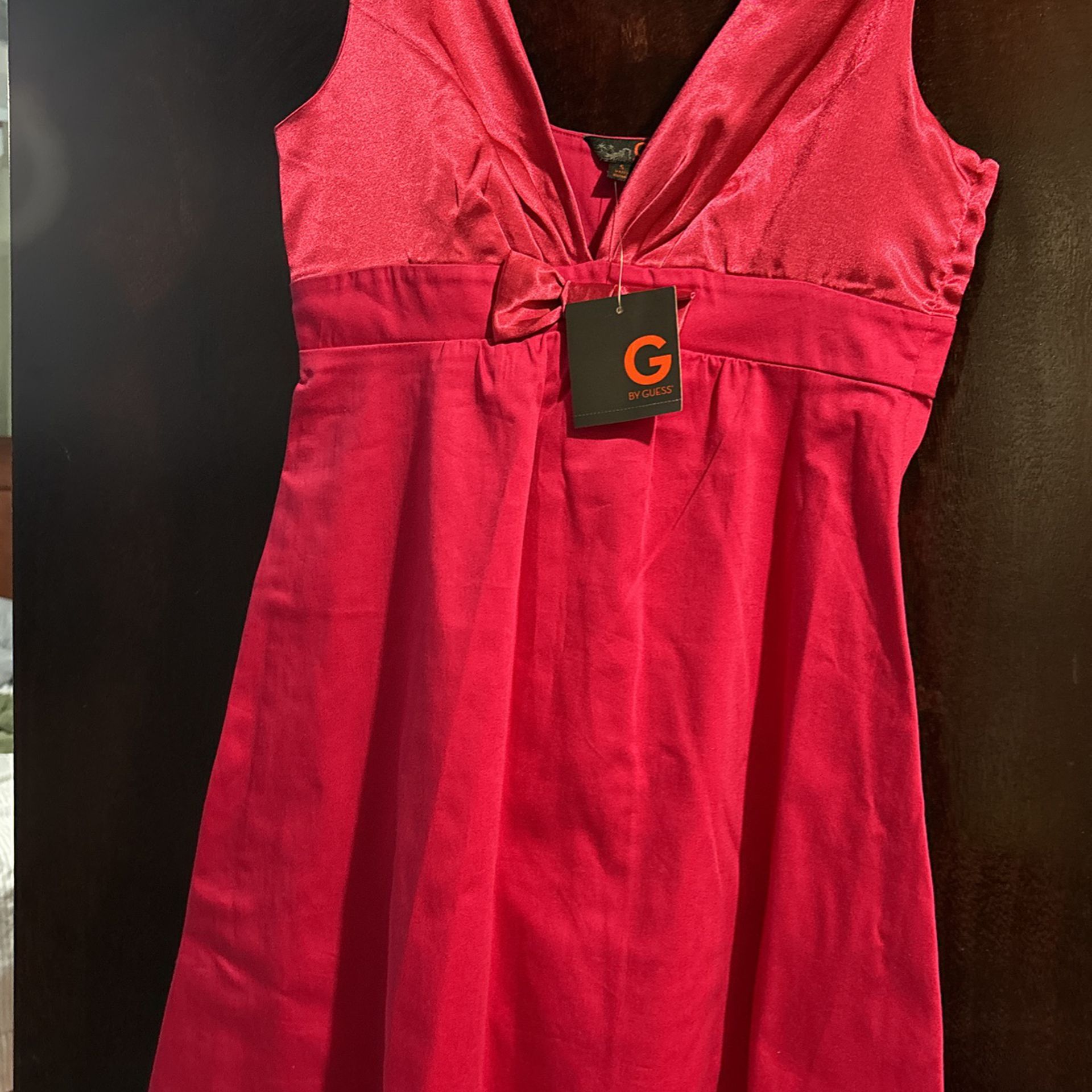 Ladies Dress- BY GUESS- Candor Apple Pink- $12