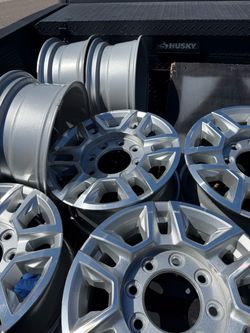 2 sets of Chevy 2500 wheels 8 lug
