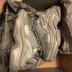 Balenciaga Triple S Silver
