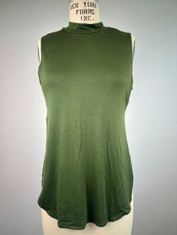 Fashion Nova Mock Neck Deep V Back Side Slit Top Green Small