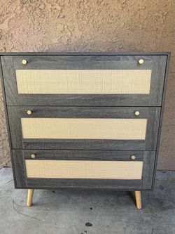 3 drawer dresser
