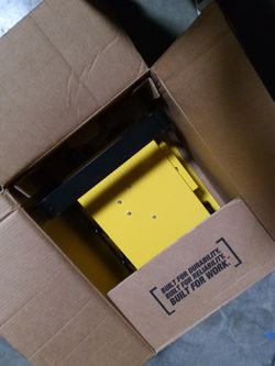 Xstream Spider Box Brand New