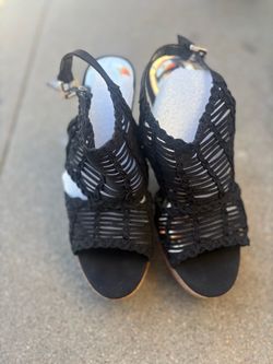 Carlos by Carlos Santana bellini black wedges size 8&1/2