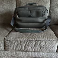 Samsonite Carry On Overnight Shoulder Bag Luggage 