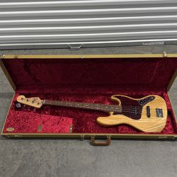  Special Edition Deluxe Jazz Bass Ash with Pau Ferro Fretboard 2017 Natural