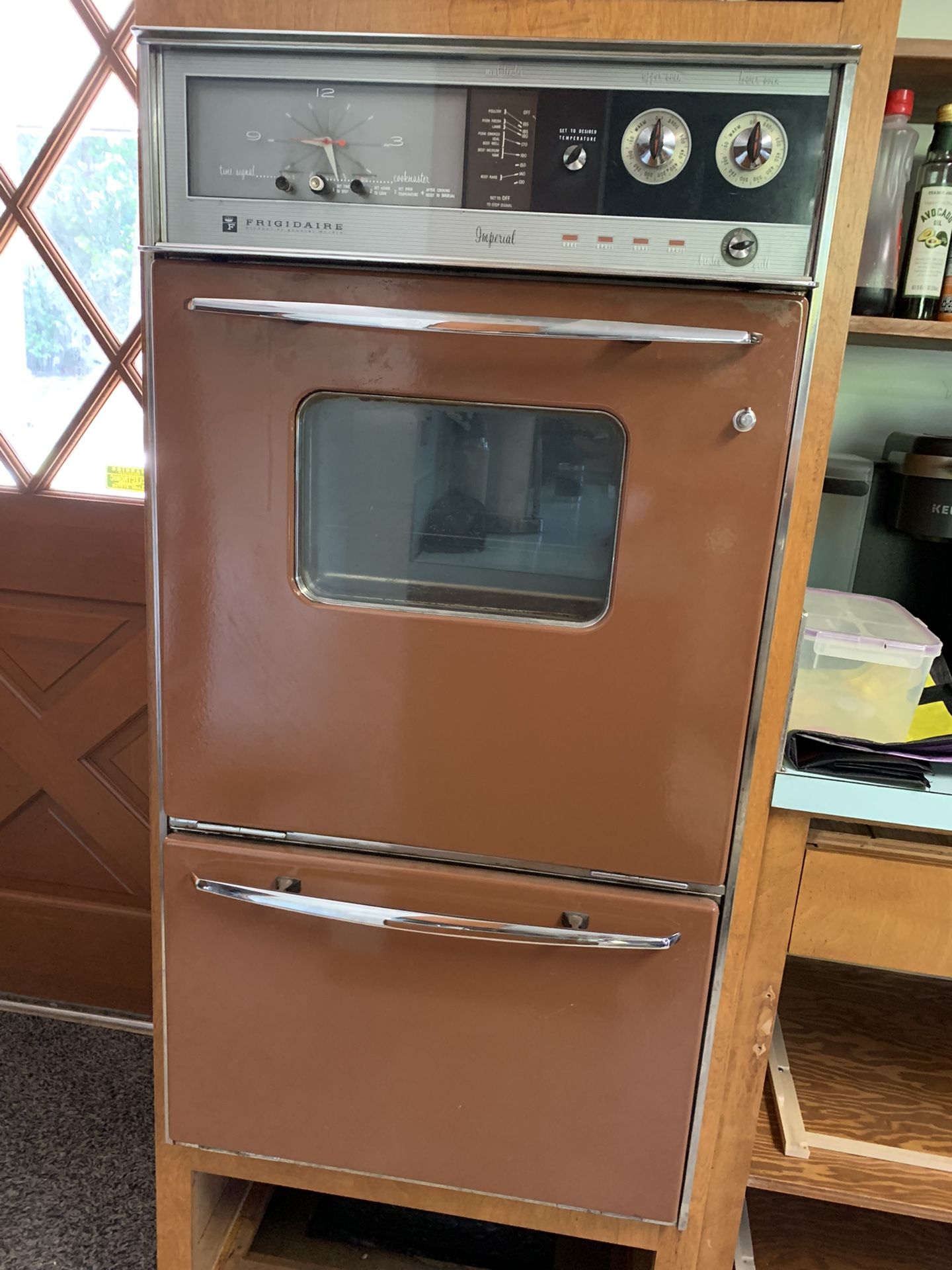 Frigidaire Retro Double Oven, Electric Range And Hood