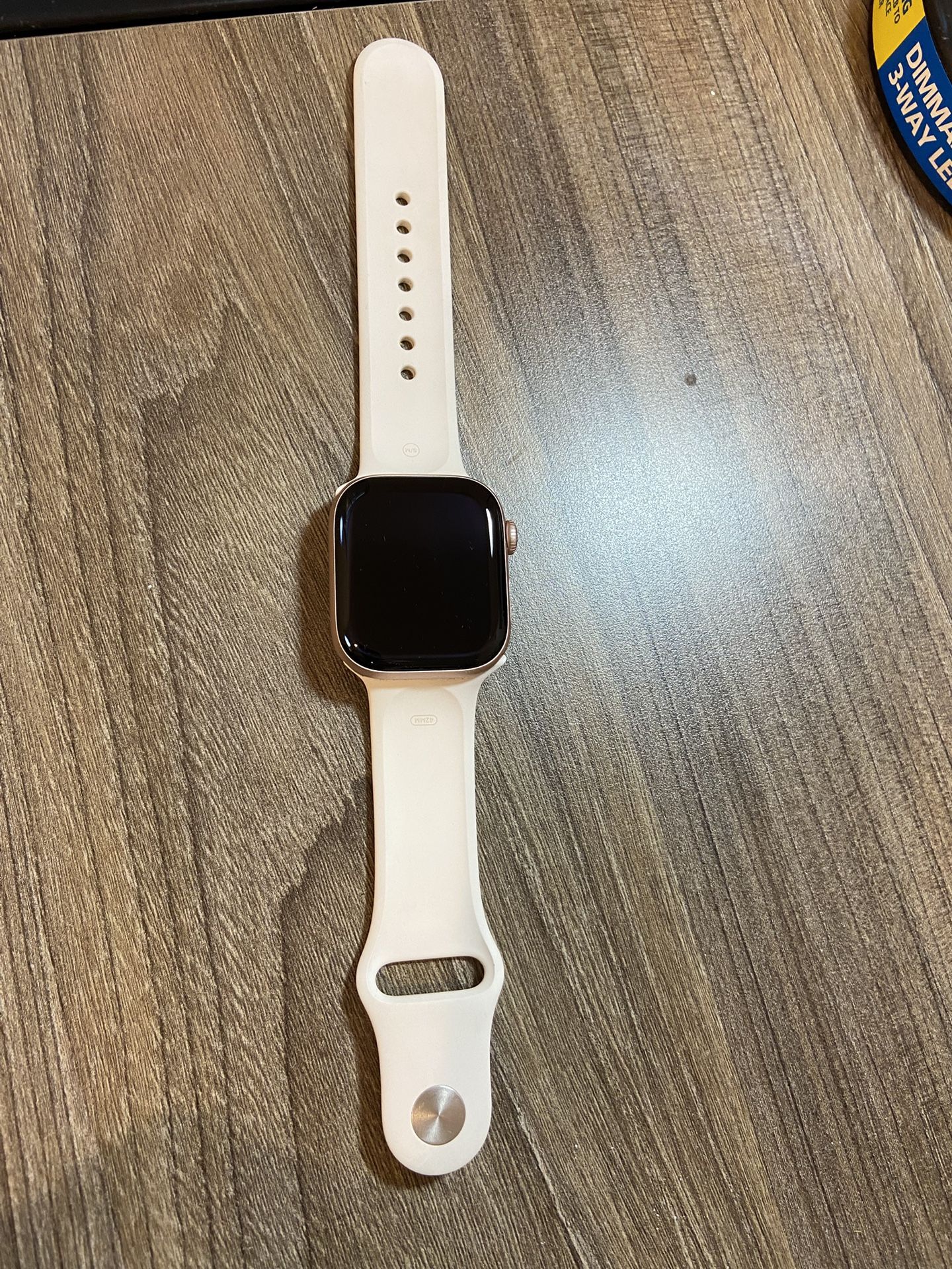 Apple Watch ⌚️ Series 10 ( GPS, 42mm)- Rose Gold Aluminum + Light Blush Sports Band (S/M)