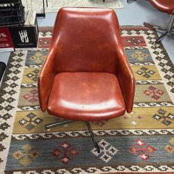 Mid Century modern Chair Space Age Early 70s?