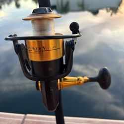  Preowned Penn Spinfisher V 5500 Reel & Like New Penn Pursuit 6FT 12-25LB Rod 🔥 