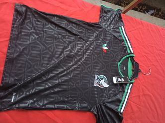 Mexico jersey size large