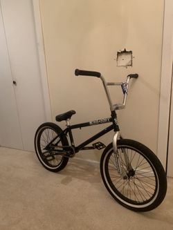 Kink Curb Bmx Bike 
