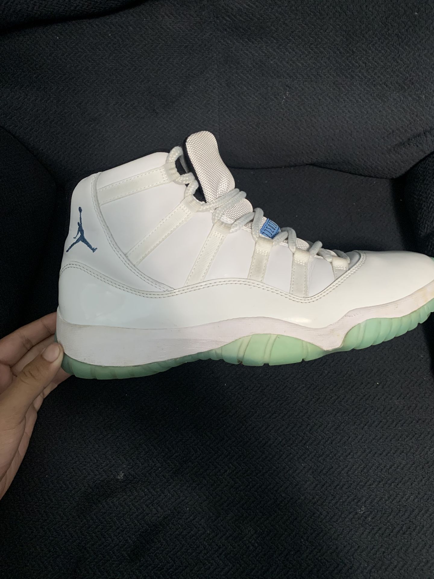 Jordan 11’s Legend Blue