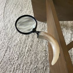 Magnifying Glass with animal horn handle