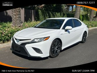 2020 Toyota Camry Hybrid