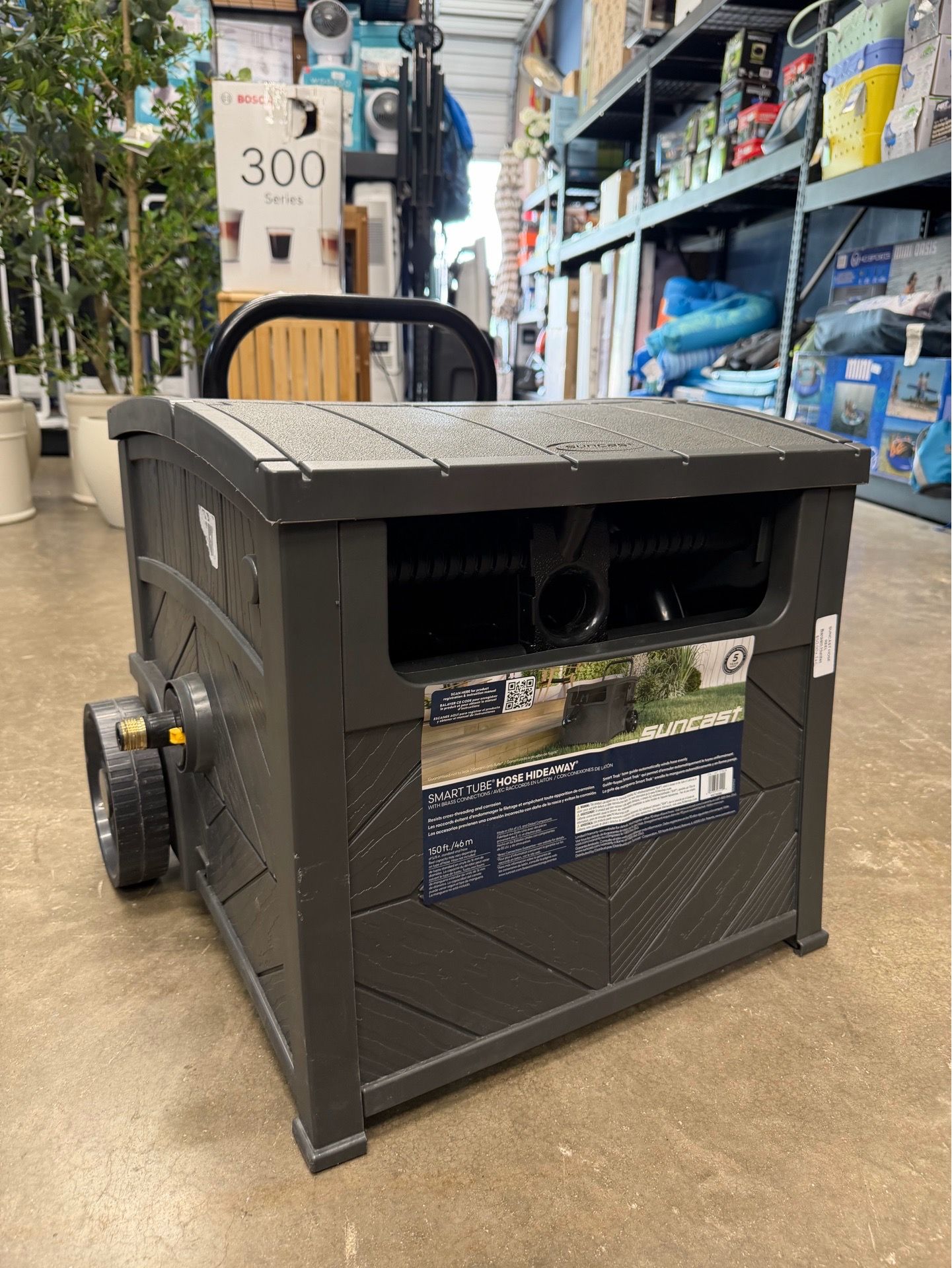 Suncast Smart Tube Hose Hideaway with Brass Connections