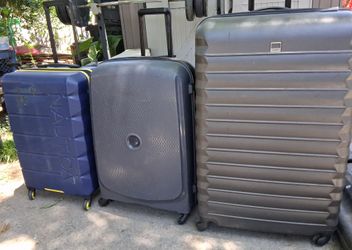 Travel lugages used condition price vary per size $20$25 $50 obo south la 90043