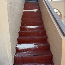 Stairs Re Paint 