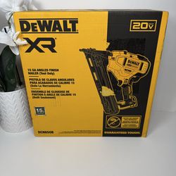 Dewalt 15” Angled Finish Nailer XR 20v