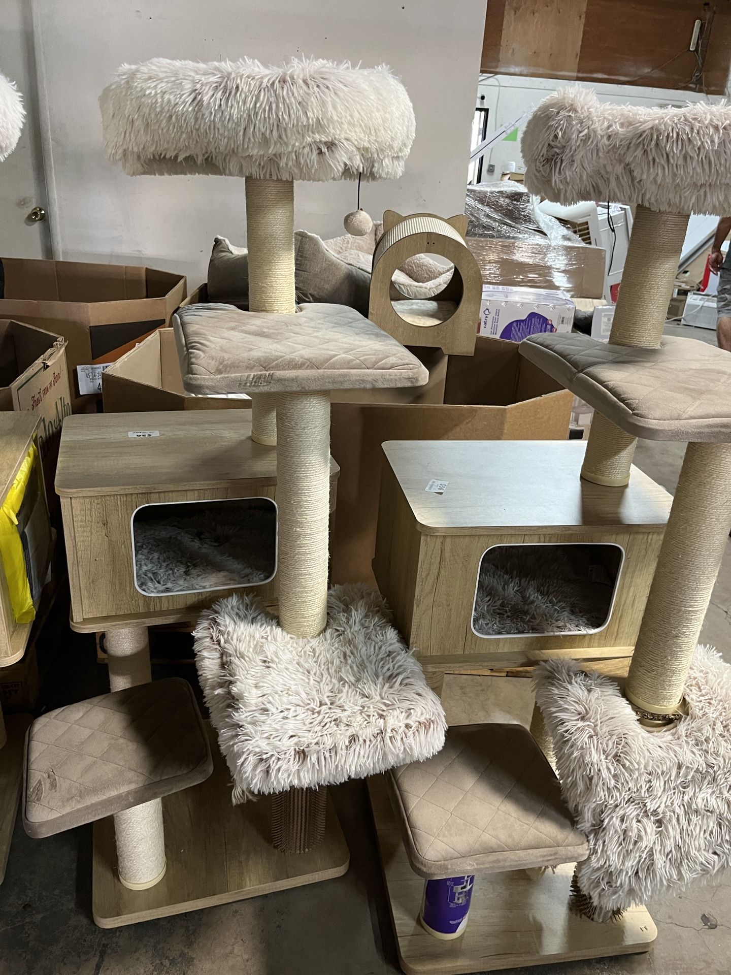 Catry Kasio 55 inch Cat Tree, With 6 Levels and Large Condo, Beige