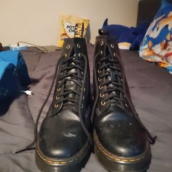 Doc Martins Air Wair 