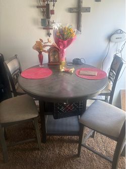 Table & 4 chairs