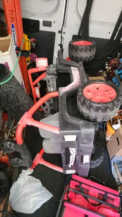 Battery operated jeep