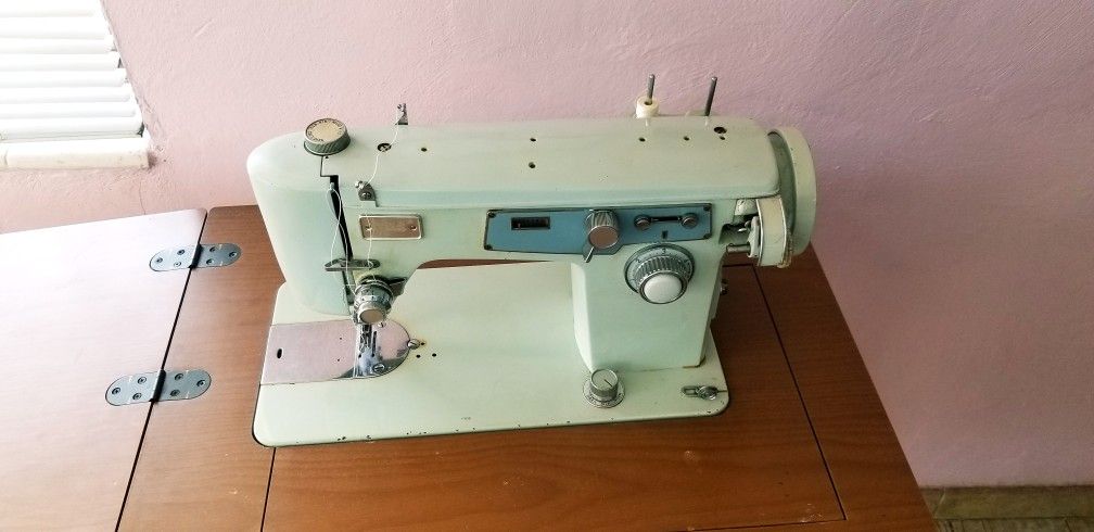 Vintage BROTHER MODEL C Sewing Machine with Cabinet and Manual