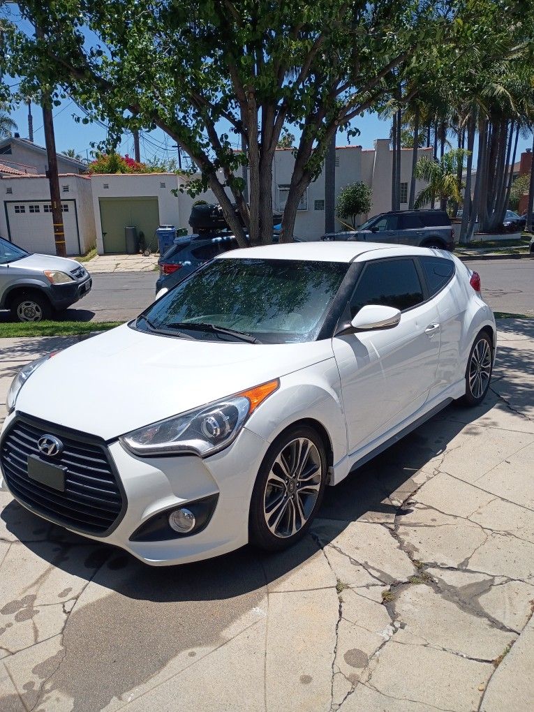 2016 Hyundai Veloster