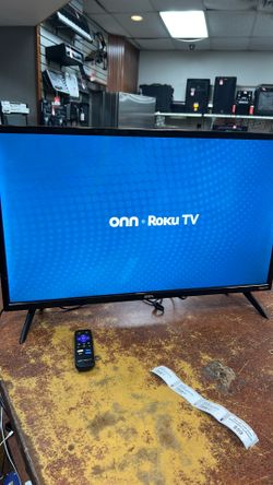 Onn 32” LED Roku Smart HDTV w/ remote