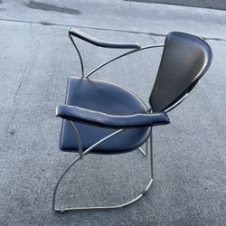 Beautiful Black Leather And Chrome Wire Desk Side Chair