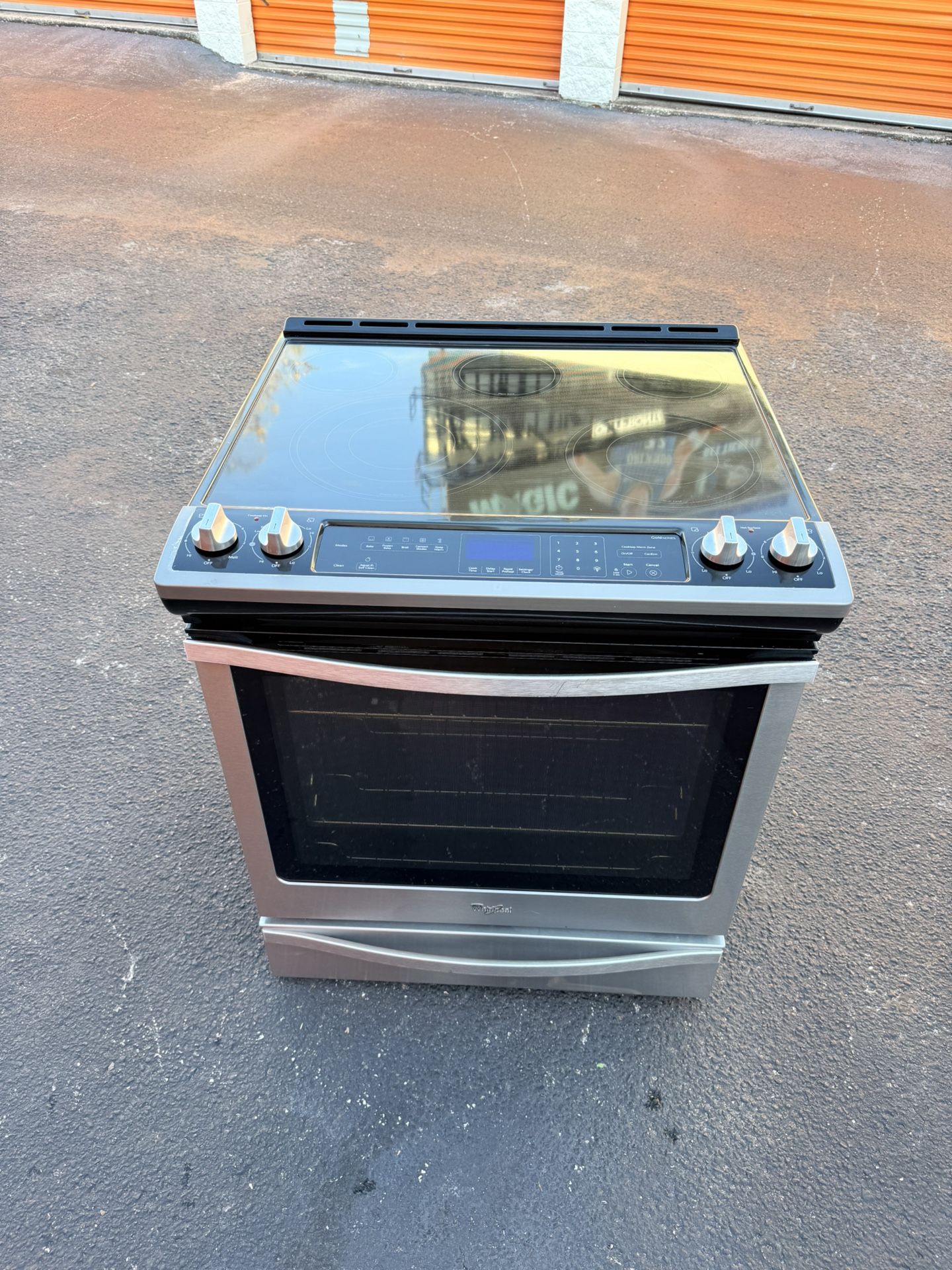 Whirlpool 30-in Glass Top 5 burners 6.4-cu ft Convection Oven Slide-In Electric Range Stainless Steel)