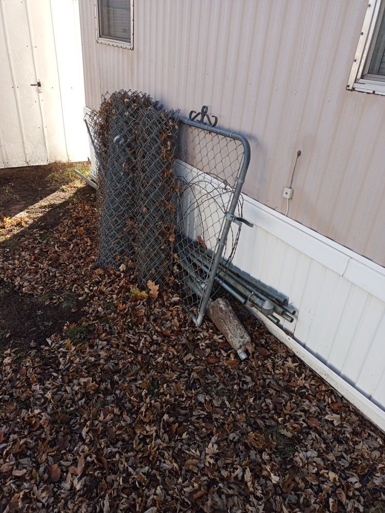 4 Ft High Chain Link Fence For Sale In Wichita KS OfferUp 4-ft-high-chain-link-fence-for-sale-in-wichita-ks-offerup